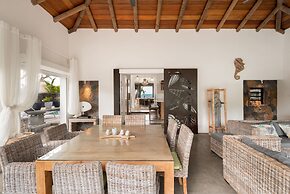 Koki Bonheur by muse villas