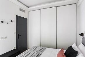 Striking 1BR Apartment in Kolonaki A