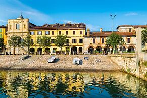 Stella Del Lago Pied Dans L'eau
