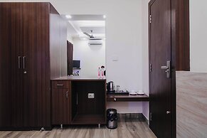 Treebo Paras Raj Near City Palace