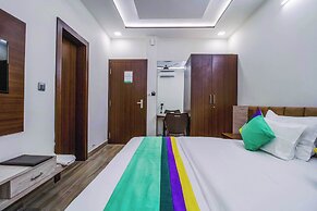 Treebo Paras Raj Near City Palace