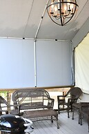 5 Son's Rio Cibolo - Birdhouse Cabin