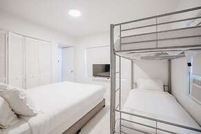 PRAIA Hotel Hollywood