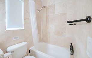 PRAIA Hotel Hollywood