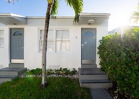 PRAIA Hotel Hollywood