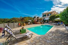 Villa Yiotta in Paxi