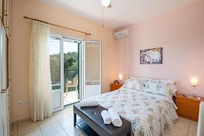 Villa Yiotta in Paxi