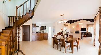 Villa Costa in Sfakera