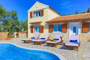 Villa Isavros in Paxi