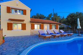 Villa Isavros in Paxi