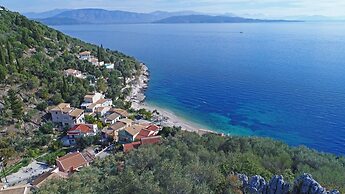 Alexandra Apartment in Katavolos