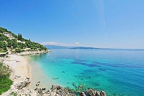 Alexandra Apartment in Katavolos