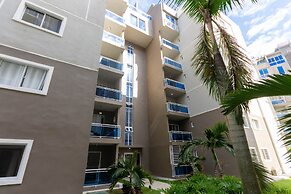 Modern Apt With free parking and AC 3brs