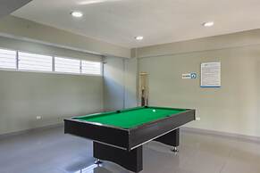 Modern Apt With free parking and AC 3brs