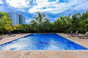 Modern Apt With free parking and AC 3brs