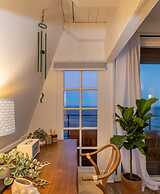 Two Bedroom Beach House Minutes From Carbon Beach