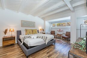 Two Bedroom Beach House Minutes From Carbon Beach