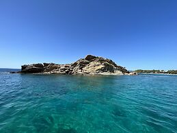 Apollonides Seafront Villa 2 “Melete”