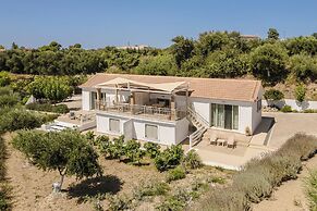 Apollonides Seafront Villa 2 “Melete”