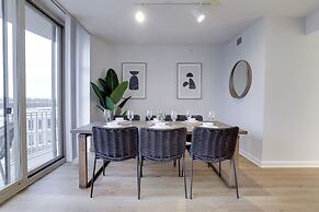 Steps to Metro Apartments in Arlington