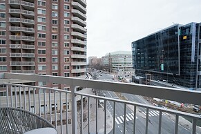 Steps to Metro Apartments in Arlington