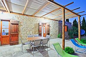 Simeon Estate in Drouseia