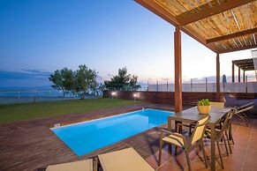 Kalma Villa Ena in Moudania