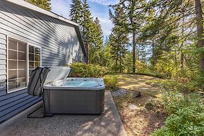 Green Mountain Escape 30 Day Minimum 3 Bedroom Home by Redawning