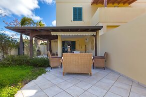 2688 Villetta di Marianna by Barbarhouse