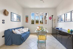 2688 Villetta di Marianna by Barbarhouse