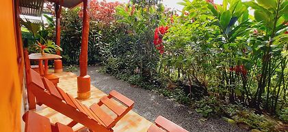 Jardín entre Montañas