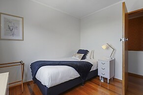 Dazzling Mairangi Bay Retreat Sea Views