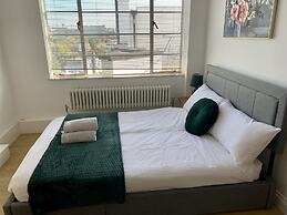 Beautiful Quality Apartment in Camden