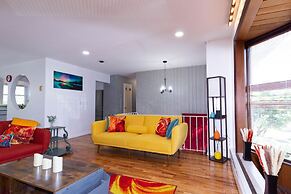 Cheerful & Beautiful 3-Bedroom Ranch