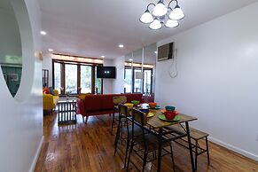 Cheerful & Beautiful 3-Bedroom Ranch