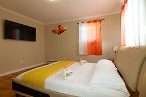 Cheerful & Beautiful 3-Bedroom Ranch