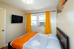 Cheerful & Beautiful 3-Bedroom Ranch