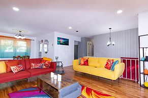 Cheerful & Beautiful 3-Bedroom Ranch