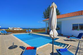 The Vines in Latchi With 3 Bedrooms and 3 Bathrooms