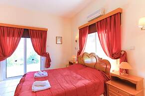 The Vines in Latchi With 3 Bedrooms and 3 Bathrooms