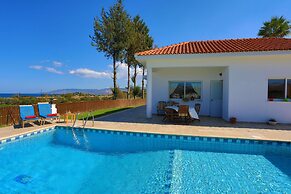 The Vines in Latchi With 3 Bedrooms and 3 Bathrooms