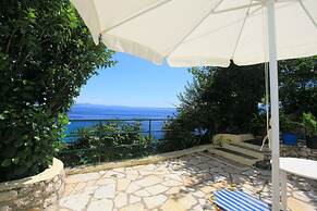 Alexandra Studio in Katavolos