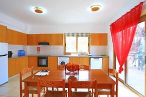 Villa Ira Finiki in Latchi