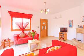 Villa Ira Finiki in Latchi