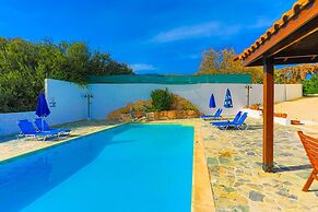 Villa Ira Finiki in Latchi