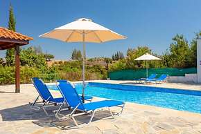 Villa Ira Finiki in Latchi