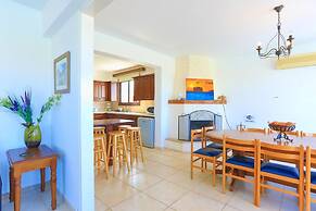 Villa Stavriella in Latchi