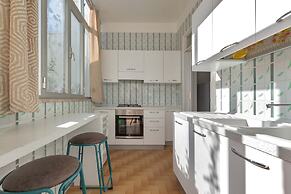 2689 Dalia House by Barbarhouse