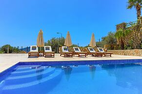 Villa Eos in Kalkan With 3 Bedrooms and 4 Bathrooms