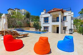 Villa Eos in Kalkan With 3 Bedrooms and 4 Bathrooms